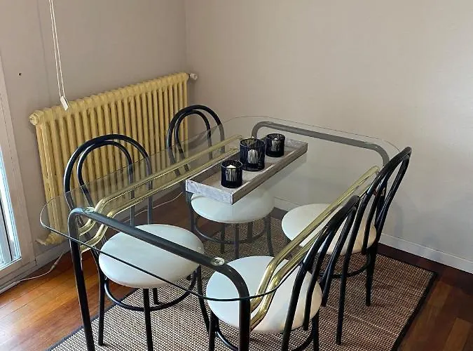 Cimadevilla 19 公寓 *